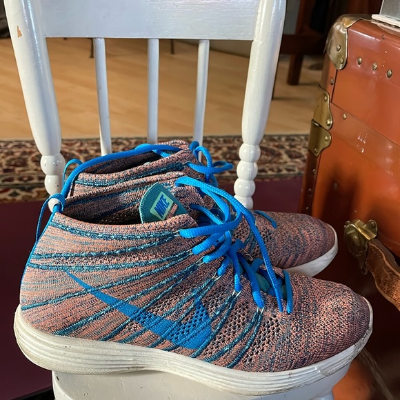 Nike, Lunar Flyknit Chukkas, men’s 9.5 US, 43 EU. Worn 2X’s. So close to new! - Picture 2 of 8